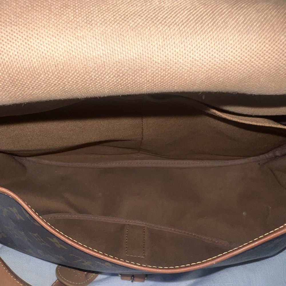 Louis Vuitton Brown Monogram Messenger Bag - Picture 9 of 11